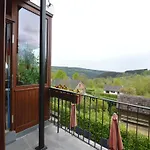 Dom wakacyjny Panoramic Retreat, Thirimont *