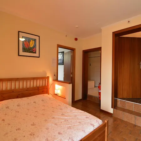 Panoramic Retreat, Thirimont בית נופש